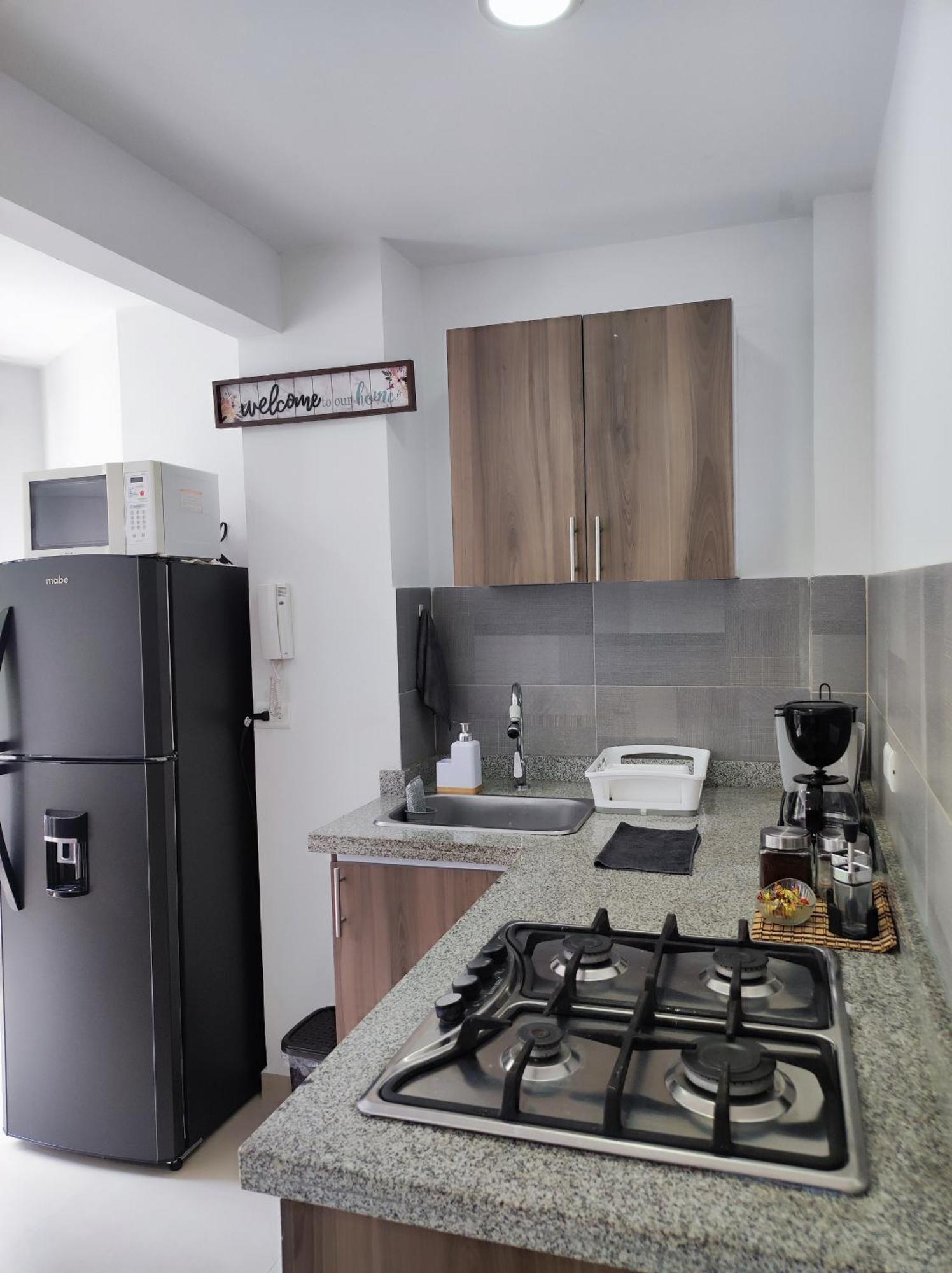 En Apartment *