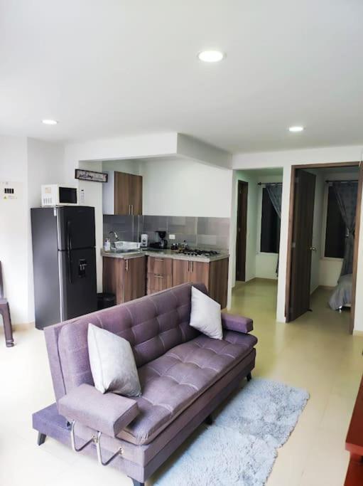 En Apartment *